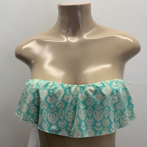 O’Neill Size Large Ruffle Strapless Bikini Top With Padding. New Without Tag - Picture 1 of 7